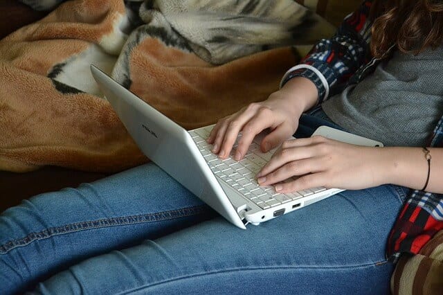 Checking email on computer