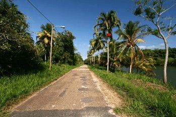 Typical road in Belize-don't come here for the infrastructure