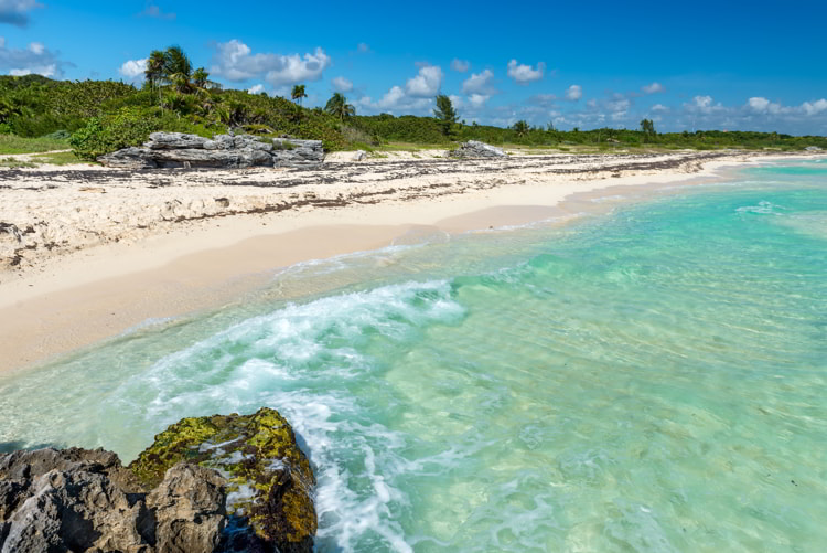 Caribbean Sea scenery in Playa del Carmen, Yucatan, Mexico