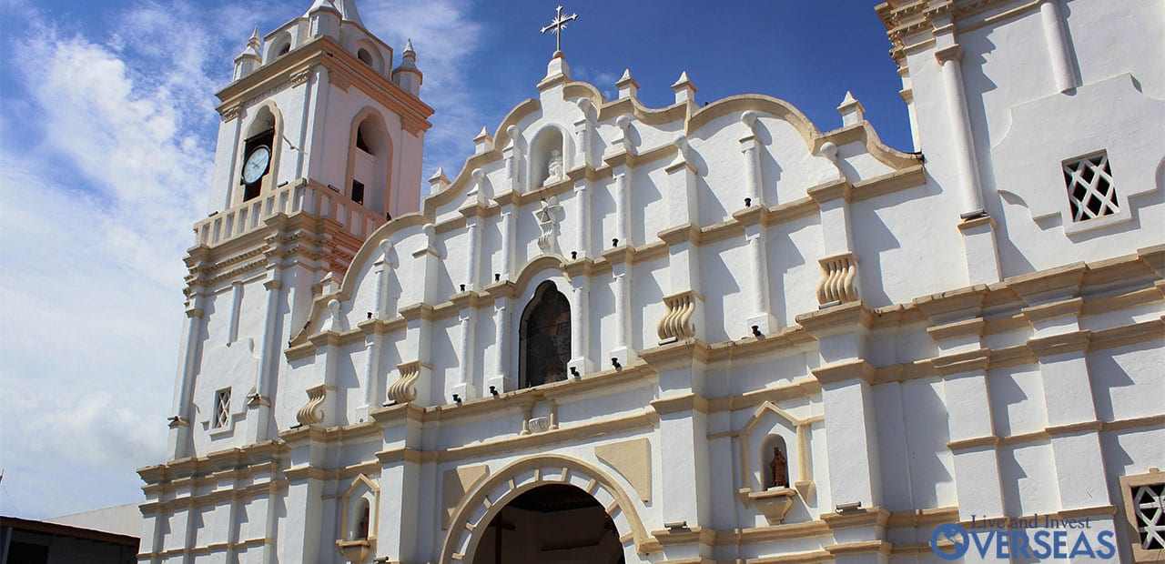 Catedral San Juan Bautista De Chitré - Holidays here are based on religion, traditions, and national patriotic pride.