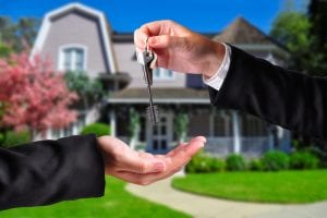 handing-house-keys-over