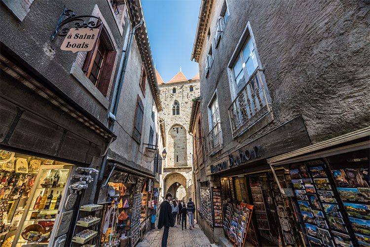 Store lines streets of Carcassonne