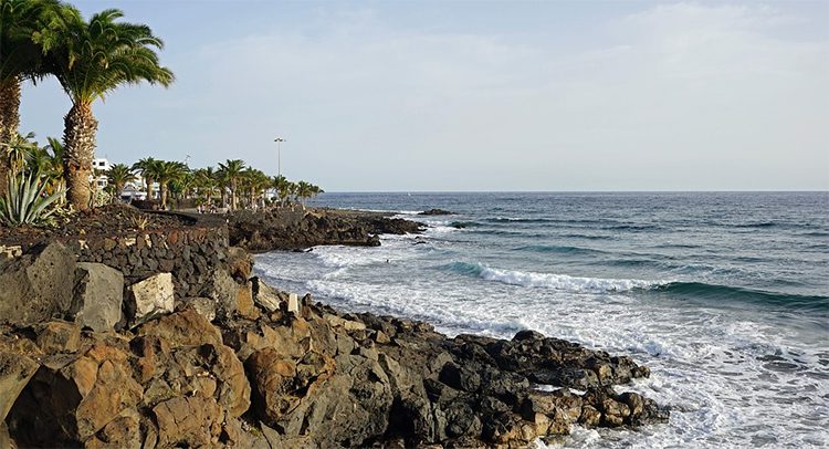 a rocky edge of playa del carmen