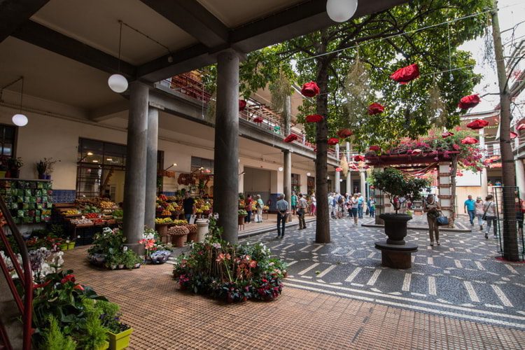 Lavradores market in Portugal