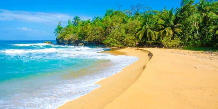 The Best 5 Expat Beach Towns In Panama To Live Or Retire