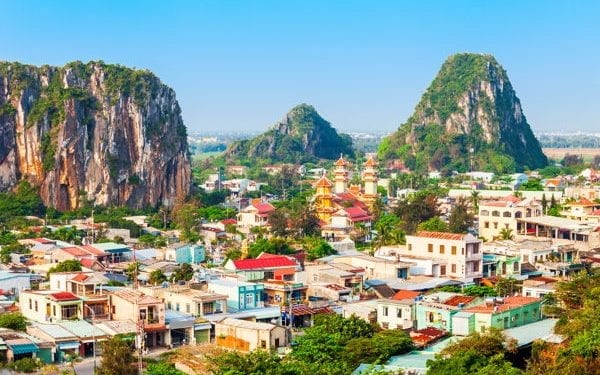 Da Nang, Vietnam view across city 