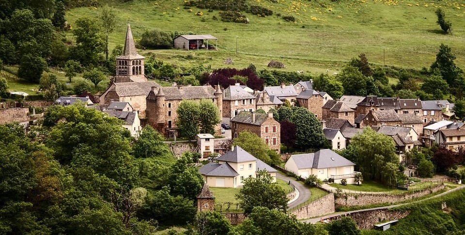 Best Places To Buy Real Estate in France