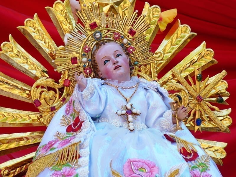 Sculpture of the infant Jesus, called Niño Viajero. 