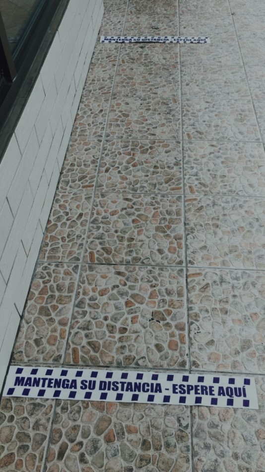 floor stickers panama covid