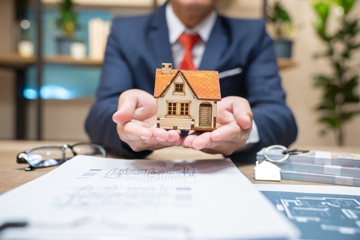 real estate agent