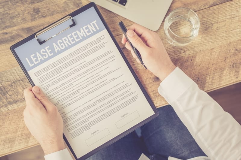 Lease agreement, rent a home. 