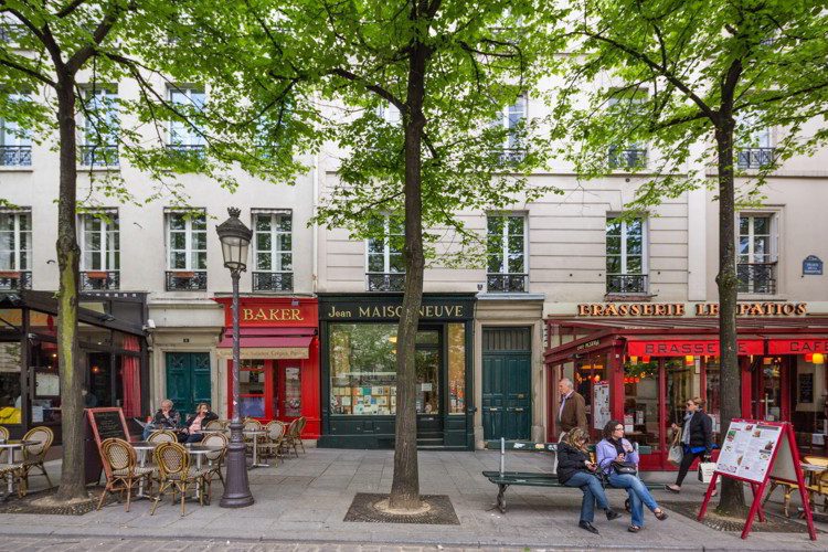 Street scene in the Latin Quarter of Paris