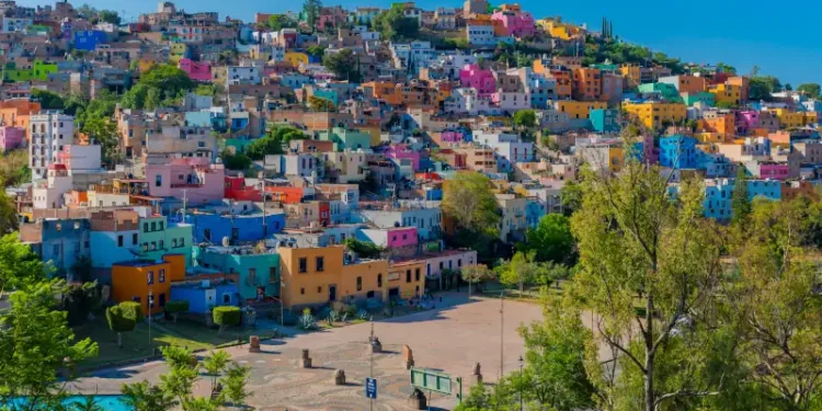 Houses in guanajuato mexico