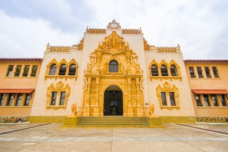 City Centre, Santiago is one of the largest towns in Panama and a major transportation hub for the region.