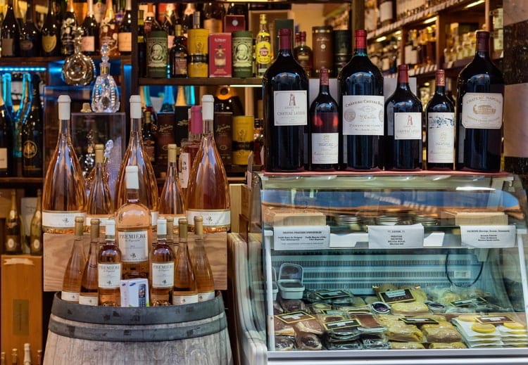 Wine and cheese shop in Antibes, France