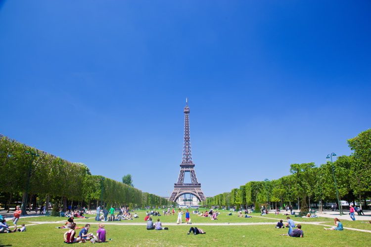 Tourists and localson Champ de Mars Paris