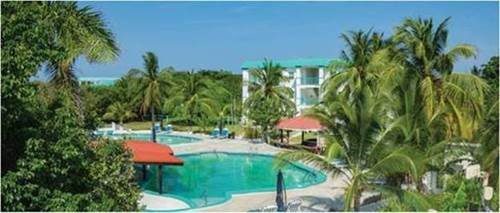A beautiful pool in Belize
