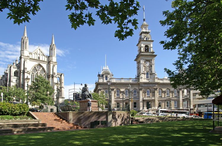 The Octagon, center of Dunedin, New Zealand