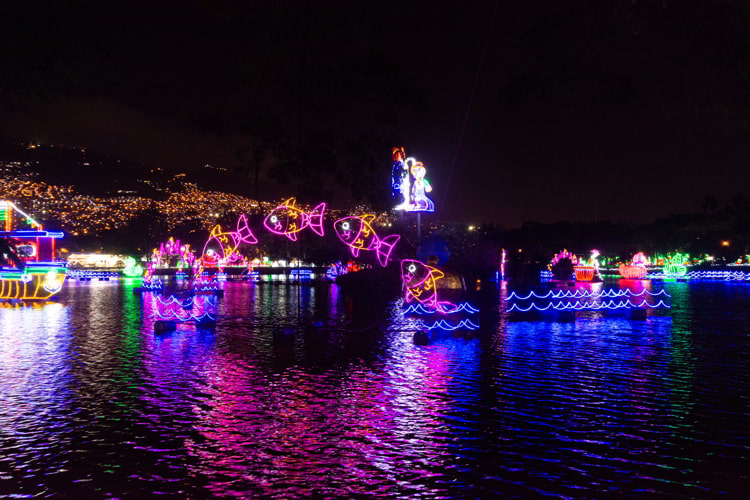 Christmas In Medellin Colombia Is An Amazing Festival Of Lights