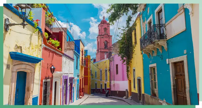 Colorful buildings in Guanajuato, Mexico