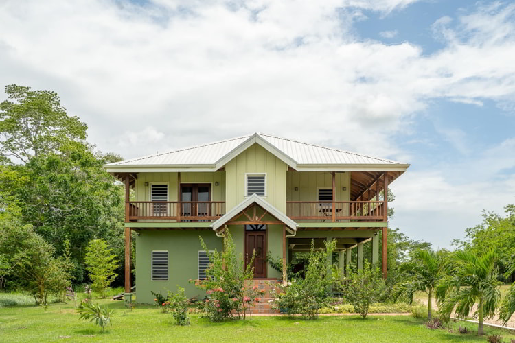 A Carmelita Gardens house