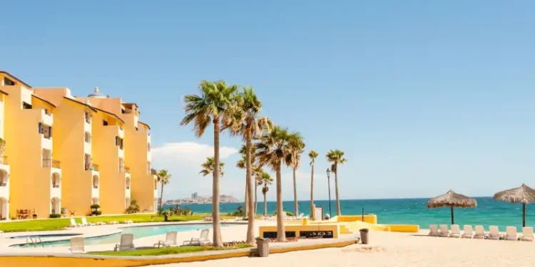 Hotels and pristine sandy beach in Puerto Penasco, Mexico