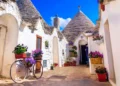 Alberobello, Puglia, Italy: Typical houses built with dry stone walls and conical roofs
