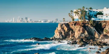 Five-mile Mazatlán boardwalk beside warm, swimmable Pacific beach