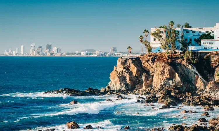 Five-mile Mazatlán boardwalk beside warm, swimmable Pacific beach