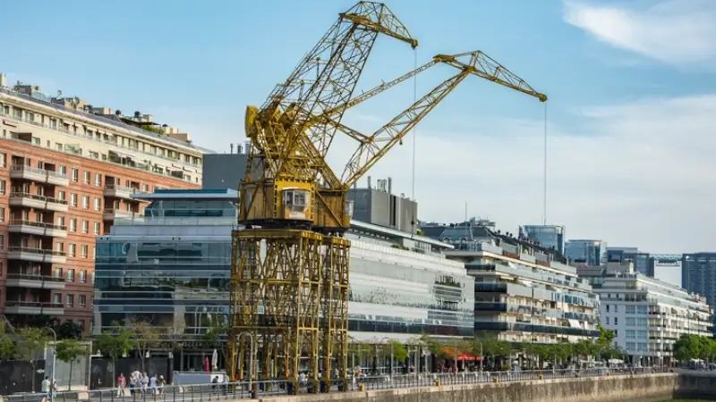 Crane in Puerto Madero Buenos Aires. Starting a business in Argentina