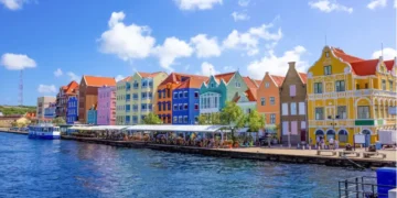 Specific coloured buildings in Curacao