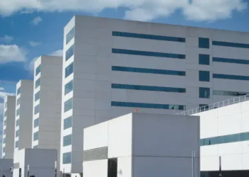 Hospital la fe of valencia. general plan of the exterios of the entrance to a hospital in Europe