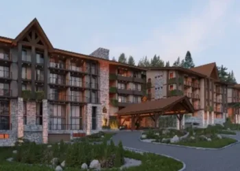 Mountain resort-style hotel