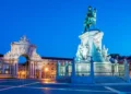 statue of King Joze I in evening illumination
