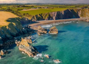 Ballydowane Beach Waterford coast line
