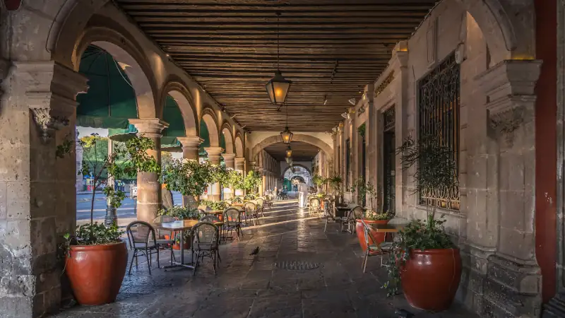 Outdoor cafe setting in Morelia showcasing cost of living advantages