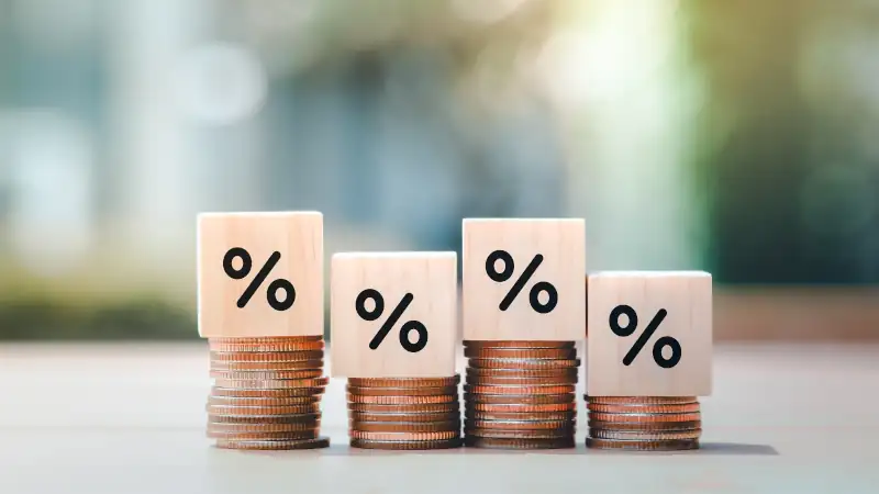 Interest rate and finance graph showing various rates in Uruguay