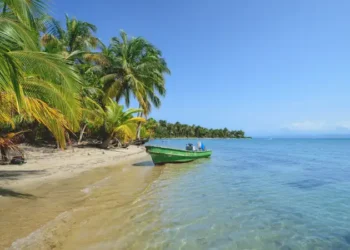 Starfish beach boats