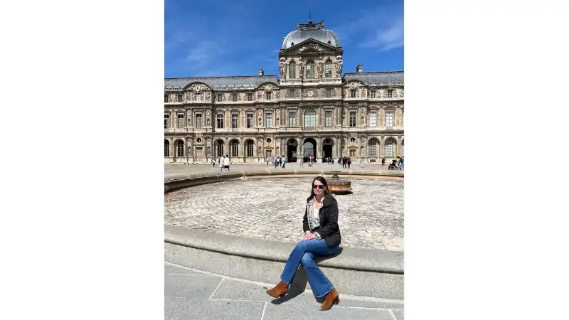 Kathleen Peddicord poses in Paris.