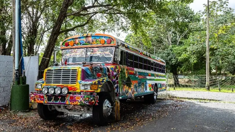 Panama diablo rojo bus