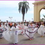 Lovely Ladies Using Polleras Dancing in Panama