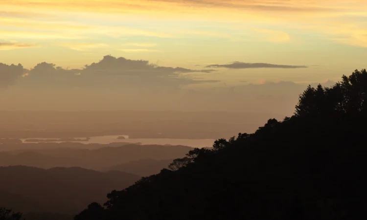 Lake Alajuela from Cerro Azul