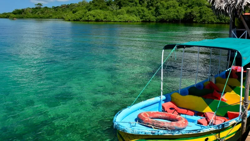 Paisaje de la isla caribeña de Bocas del Toro, en el noroeste de Panamá