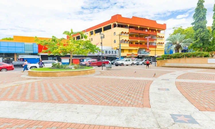 Gardens and pedestrian square, named after Miguel de Cervantes, in the historic center David, Panama. david