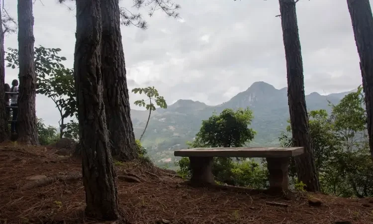 Place To Sit Cerro Azul, Panama